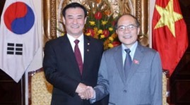 Vietnam expands cooperation with East Asian countries - ảnh 1